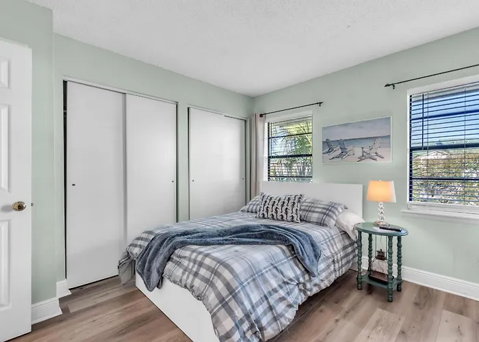 Bayview - Bayview Shores